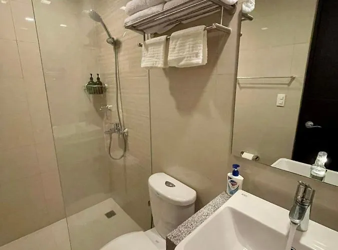 At Uptown Parksuites Ii Uptown Bgc